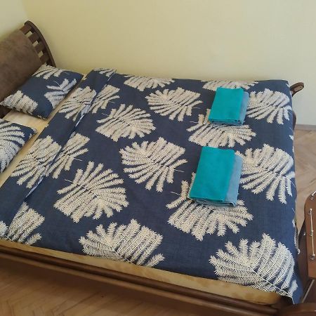 Lviv Appartment On Yaroslava Mudrogo 14 Экстерьер фото