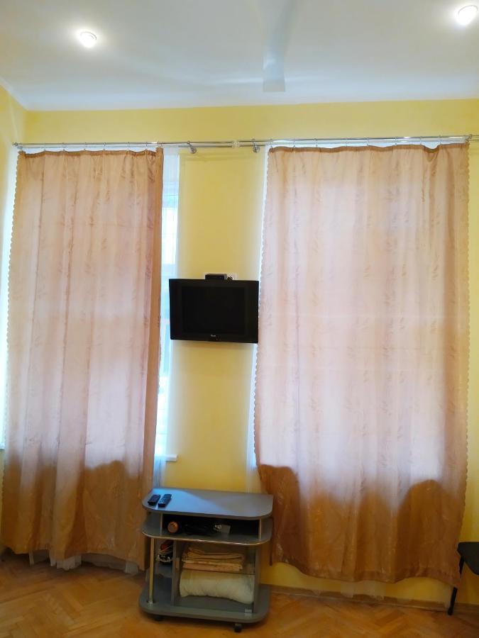 Lviv Appartment On Yaroslava Mudrogo 14 Экстерьер фото