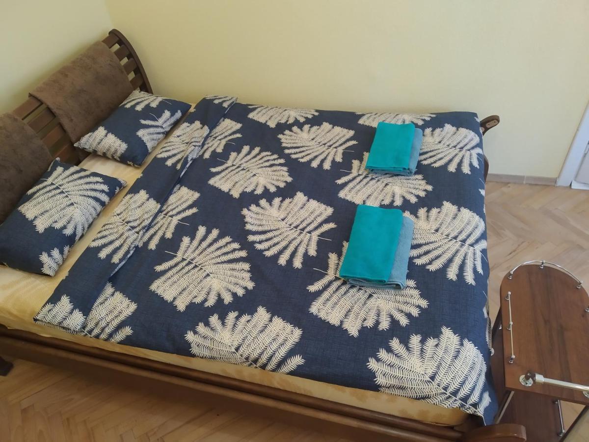 Lviv Appartment On Yaroslava Mudrogo 14 Экстерьер фото